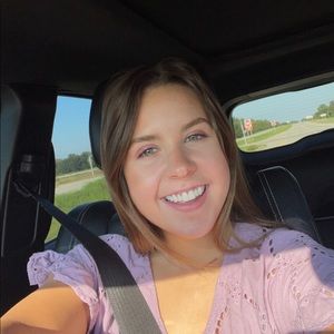 Meet your Posher, Tori